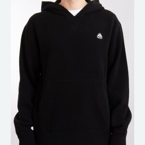MOOSE KNUCKLES Hooded Wool-Cashmere Blend Black Sweater Jog Falls